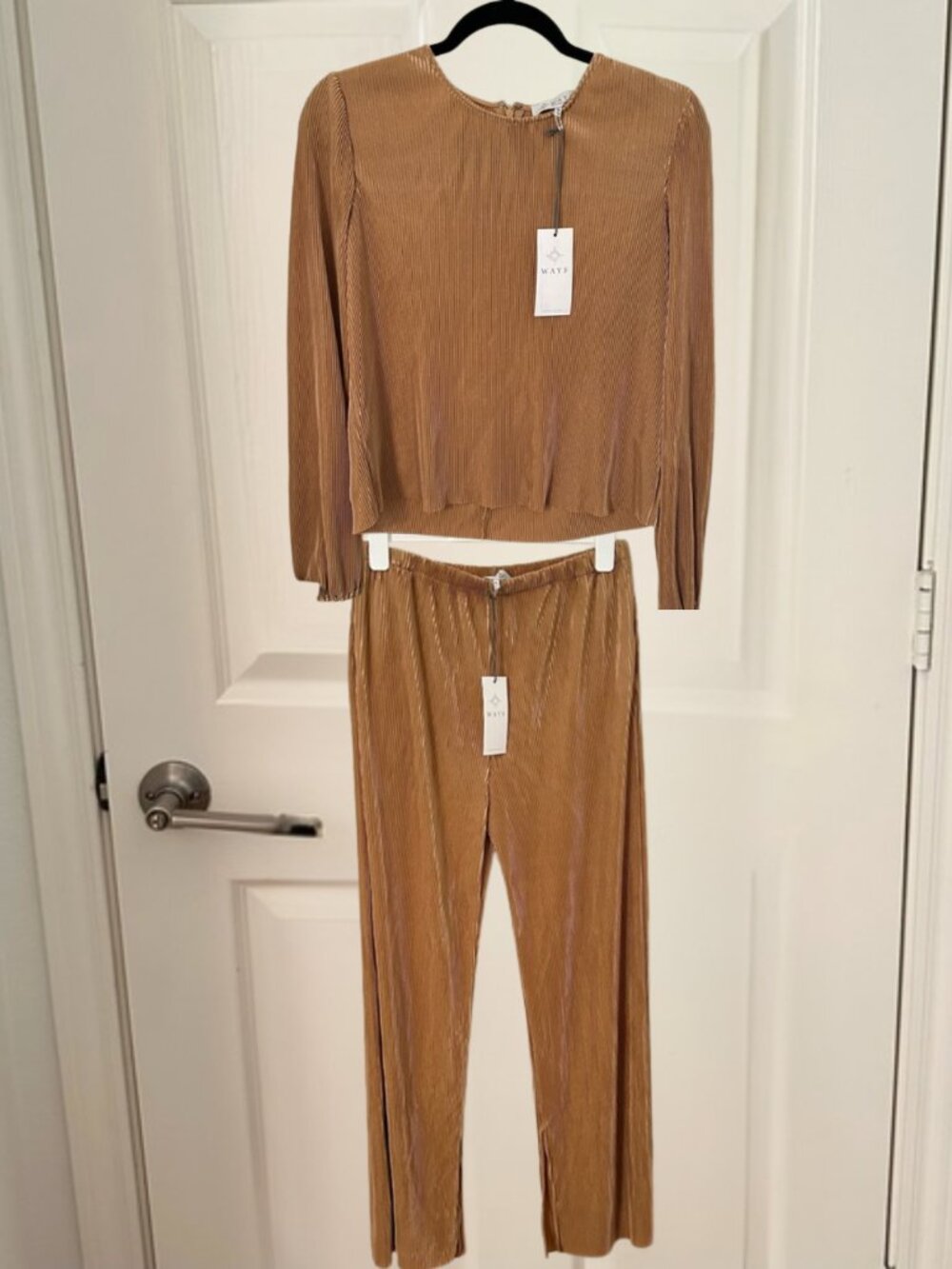 WAYF Matching Set Pleated Top + Wide-Leg Pants Camel/Tan – Size M
